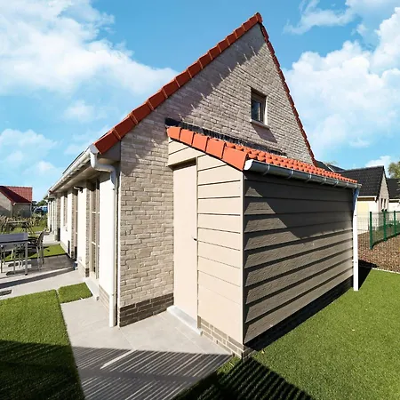 In Near Sandy Beaches, Cleaning Included * Koksijde